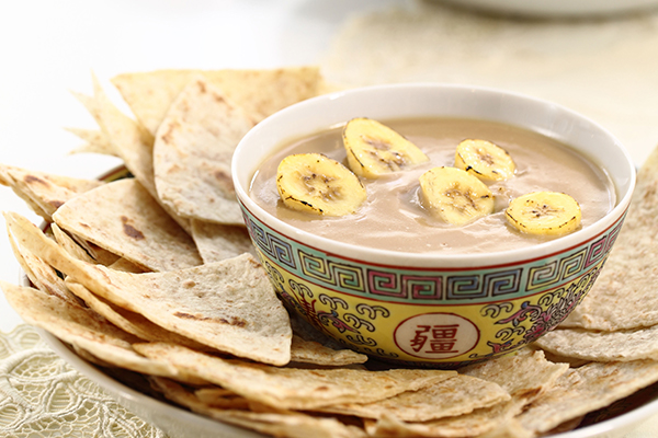 Wholegrain Triangles with Rich Banana Sauce